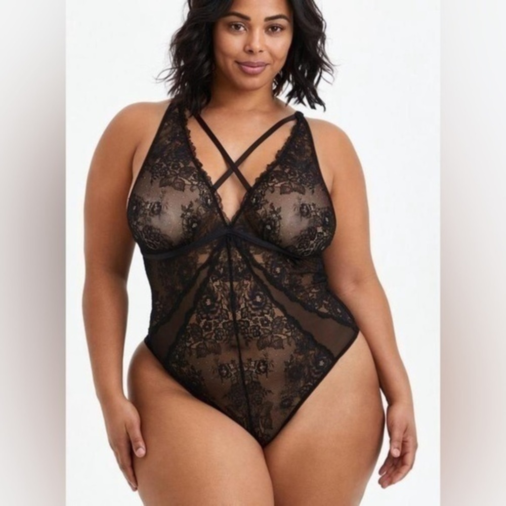 Torrid Strappy Plunge Bodysuit - Lace Black